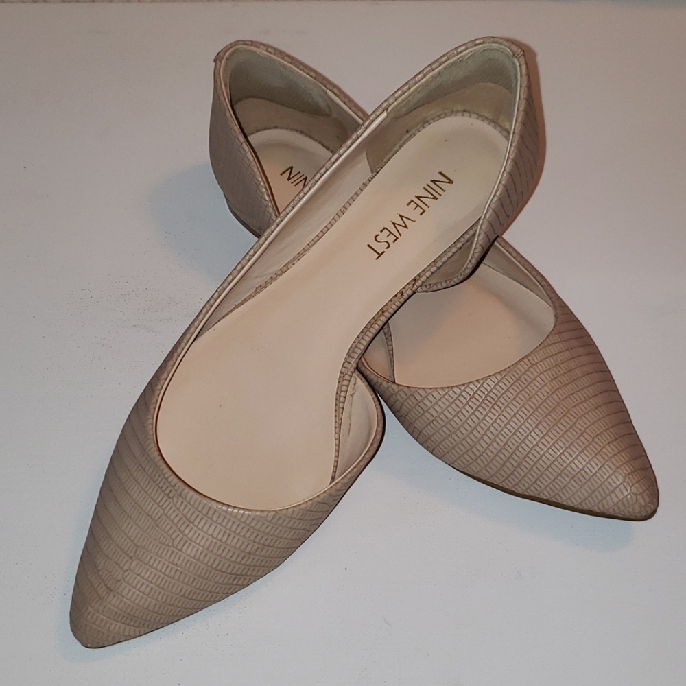 Sold! Nine West flats